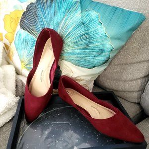 Point toe ballet flat